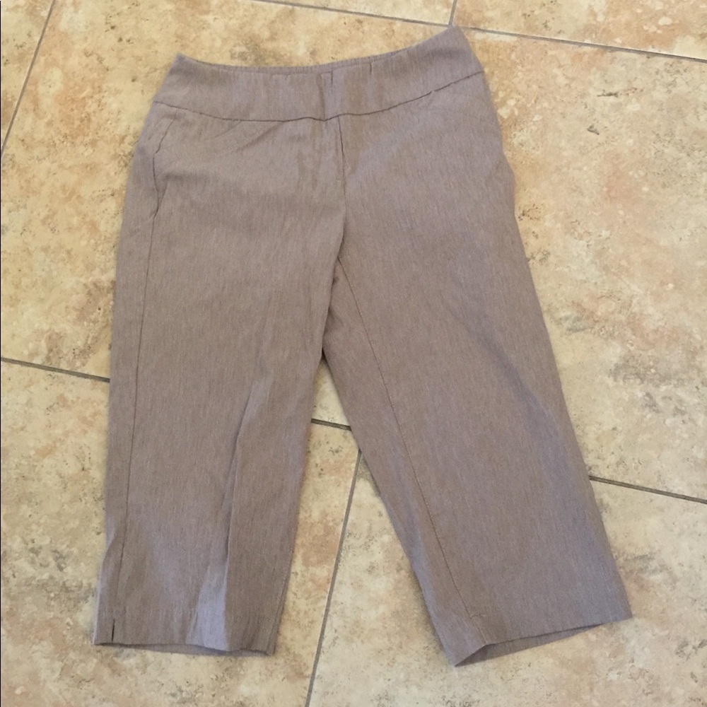 Alia capris